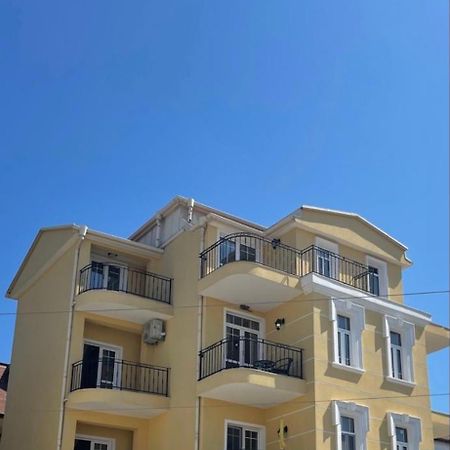 Chernomorets Apartment Eksteriør bilde